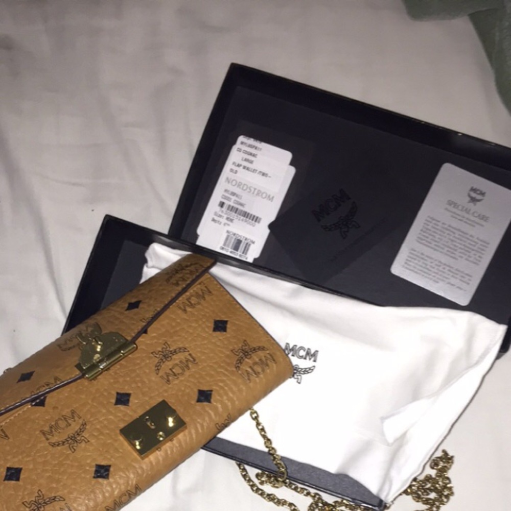 Purse .